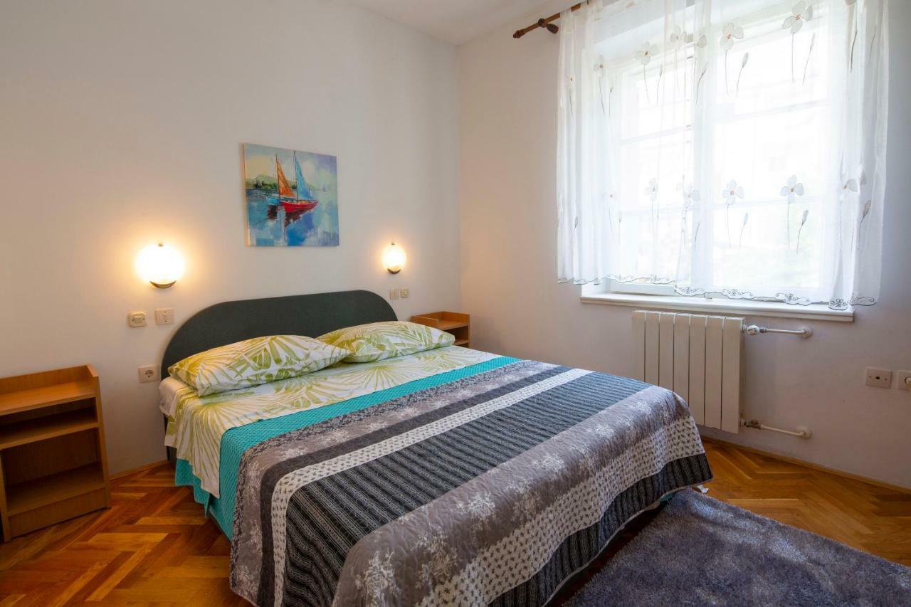 Vila Niko Lejlighed Makarska Eksteriør billede